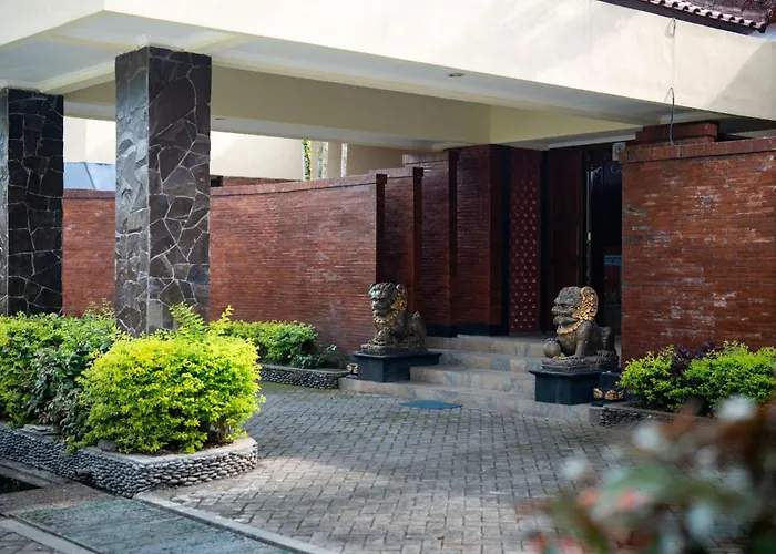 Casa Dewa Otel *